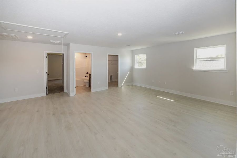 Spacious, unfurnished interior of a new home in Parkland Place, Pace (Image 26). Spacious, unfurnished interior of a new home in Parkland Place, Pace (Image 26).