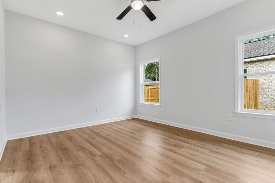 Spacious, unfurnished interior of a new home in , Crestview (Image 32).