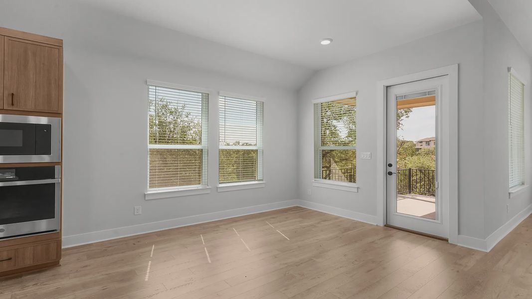 Representative unfurnished interior of a home built from the Mariah by Chesmar Homes in Newhaven, Manor (Image 13).
