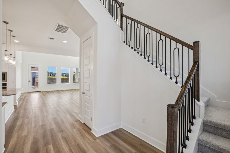 Representative unfurnished interior of a home built from the Homestead by Pacesetter Homes in Easton Park, Austin (Image 51). Representative unfurnished interior of a home built from the Homestead by Pacesetter Homes in Easton Park, Austin (Image 51).