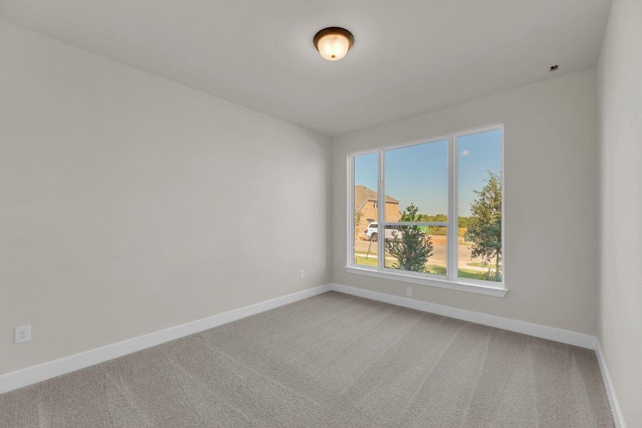 Representative image. Features, selections and colors may vary.