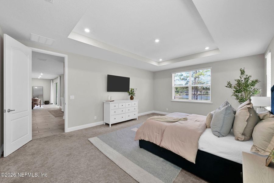 Furnished interior view inside a new home in , Middleburg (Image 42).