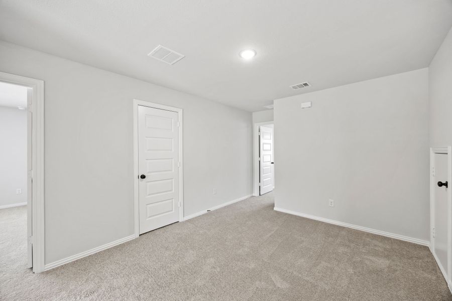 Representative unfurnished interior of a home built from the Madison by Cambridge Homes in Ribbonwood, Aubrey (Image 15). Representative unfurnished interior of a home built from the Madison by Cambridge Homes in Ribbonwood, Aubrey (Image 15).