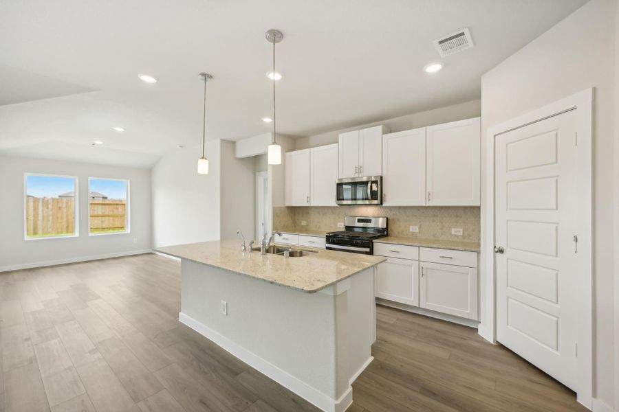 Photo is not of the actual home but is an inspirational photo of builder’s model home and may depict options, furnishings, and/or decorator features that are not included.