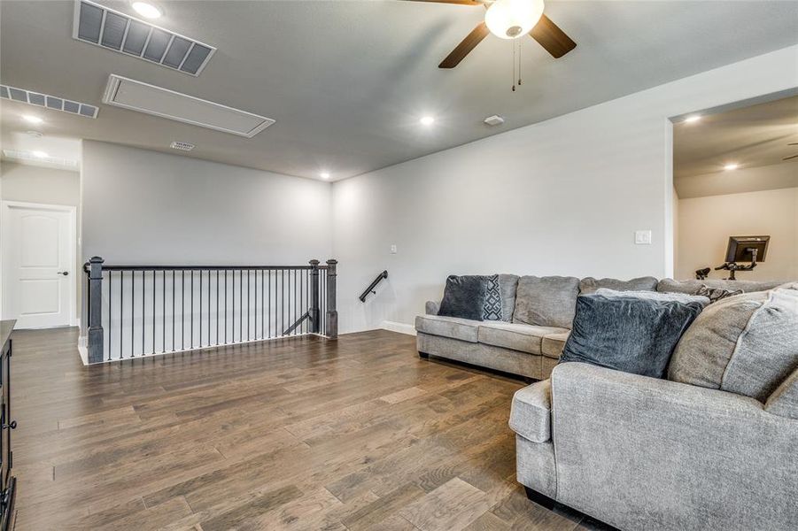 Image 37 of a home in .