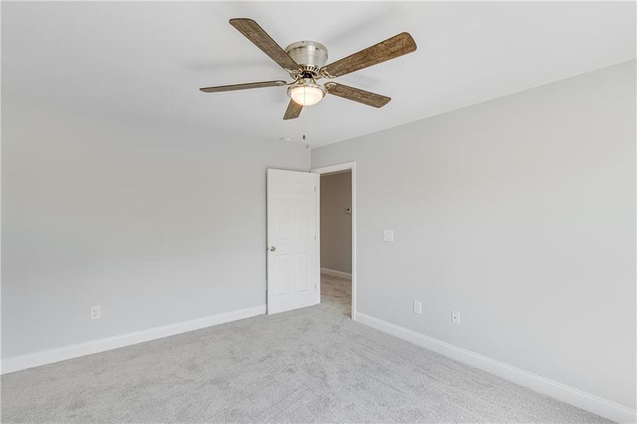 Spacious, unfurnished interior of a new home in , Gainesville (Image 51).
