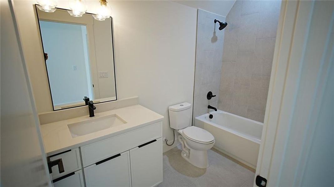 Furnished interior view inside a new home in , Flowery Branch (Image 14).