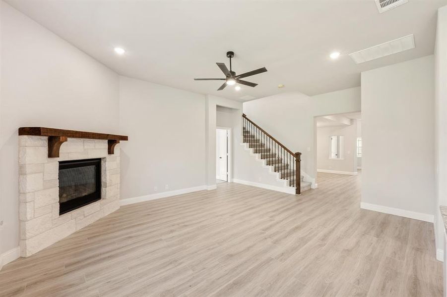 Spacious, unfurnished interior of a new home in Maplewood, Glenn Heights (Image 19). Spacious, unfurnished interior of a new home in Maplewood, Glenn Heights (Image 19).