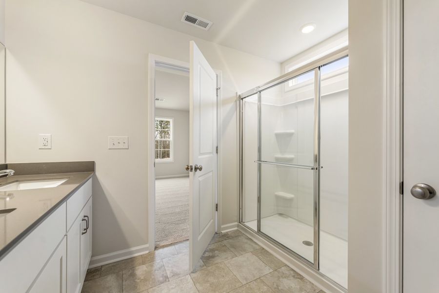 Furnished interior view inside a new home in Fairview Falls, Chesnee (Image 10).
