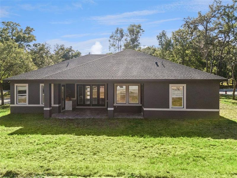 Exterior details and patio area of a home in , Apopka (Image 35).
