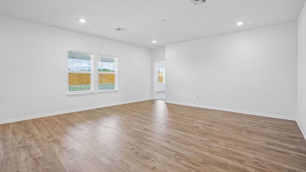 Spacious, unfurnished interior of a new home in Prairie Lakes, Buda (Image 17).
