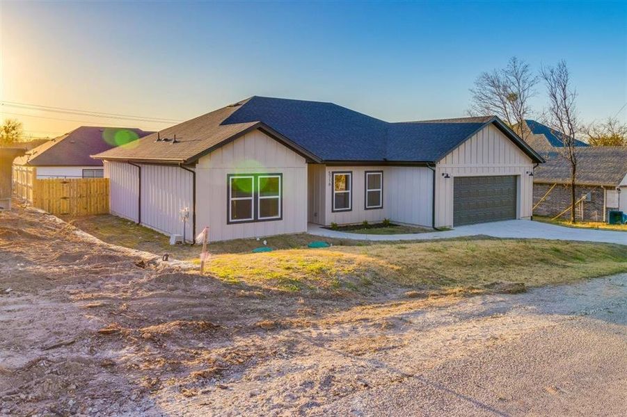 Exterior details and patio area of a home in , Granbury (Image 16).