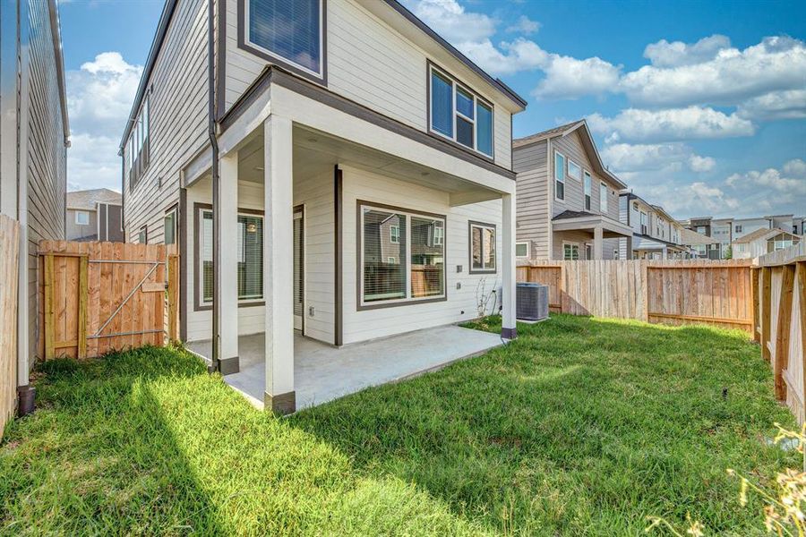 Exterior details of a home in Dunvale Village - Patio Home Collection, Houston (Image 14). Exterior details of a home in Dunvale Village - Patio Home Collection, Houston (Image 14).
