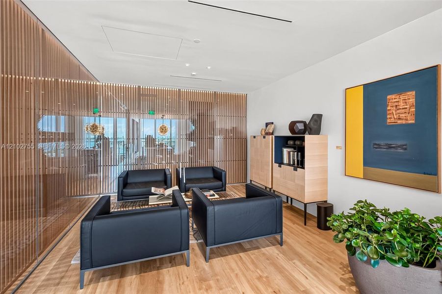 Community amenities in , Miami (Image 38).