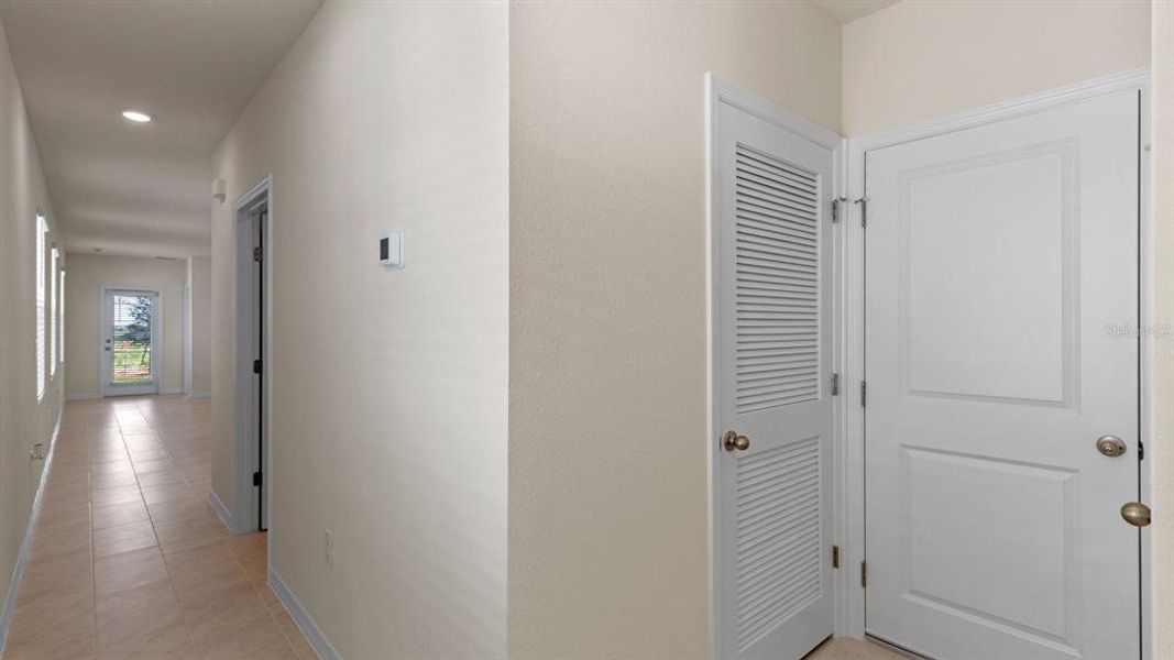 Spacious, unfurnished interior of a new home in Magnolia Pointe, Umatilla (Image 22). Spacious, unfurnished interior of a new home in Magnolia Pointe, Umatilla (Image 22).