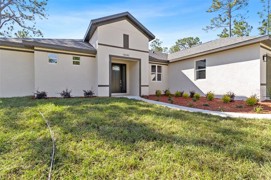 Exterior details and patio area of a home in , Weeki Wachee (Image 44). Exterior details and patio area of a home in , Weeki Wachee (Image 44).