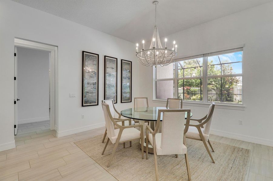 Dining Area Pool View
