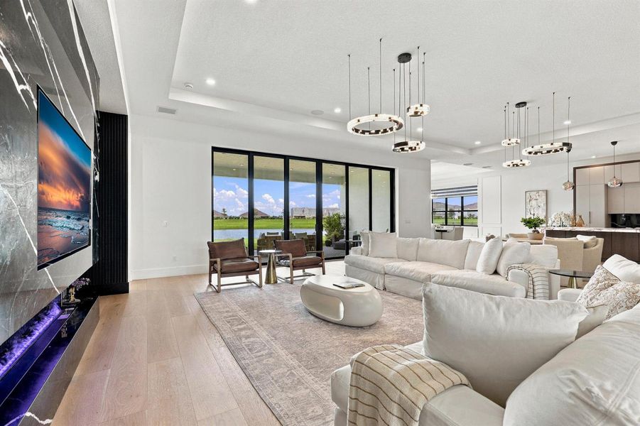 Custom Great Room with Fireplace Custom Great Room with Fireplace
