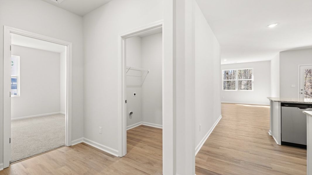 Spacious, unfurnished interior of a new home in South Wind, Union City (Image 15).