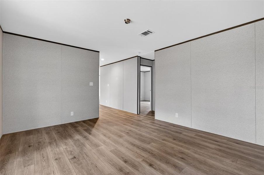 Spacious, unfurnished interior of a new home in , Interlachen (Image 37).