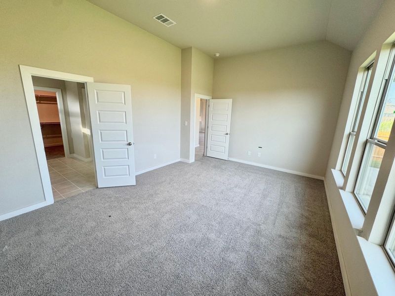 Spacious, unfurnished interior of a new home in Prairie Winds, Hutto (Image 27). Spacious, unfurnished interior of a new home in Prairie Winds, Hutto (Image 27).