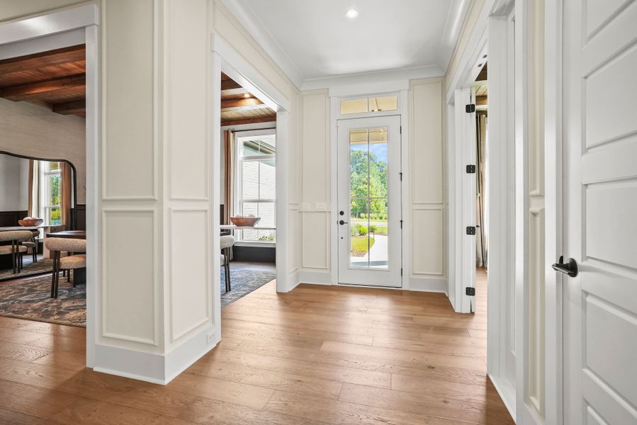 Representative unfurnished interior of a home built from the Hampton by John Wieland in McCoy Farm, Wesley Chapel (Image 25).