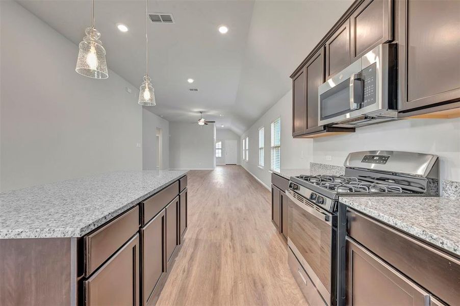 Furnished interior view inside a new home in Lane Ranch, Sanger (Image 9).