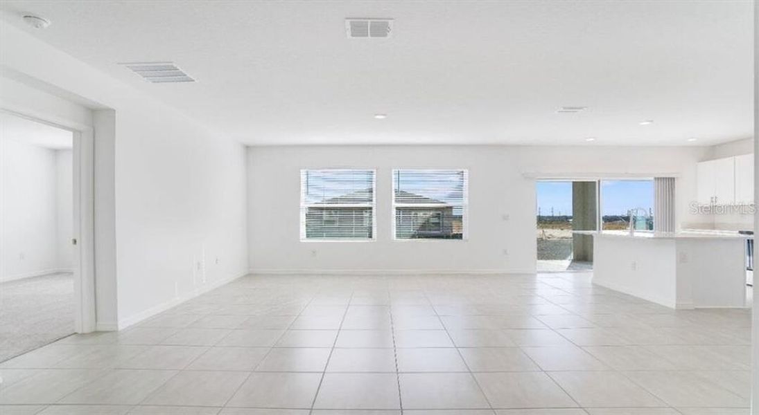 Spacious, unfurnished interior of a new home in Scenic Terrace, Lake Hamilton (Image 22). Spacious, unfurnished interior of a new home in Scenic Terrace, Lake Hamilton (Image 22).