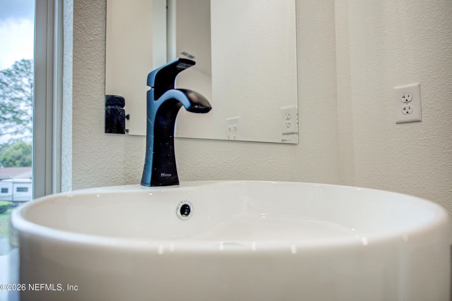 Close-up of interior finishes inside a home in , Jacksonville (Image 22). Close-up of interior finishes inside a home in , Jacksonville (Image 22).