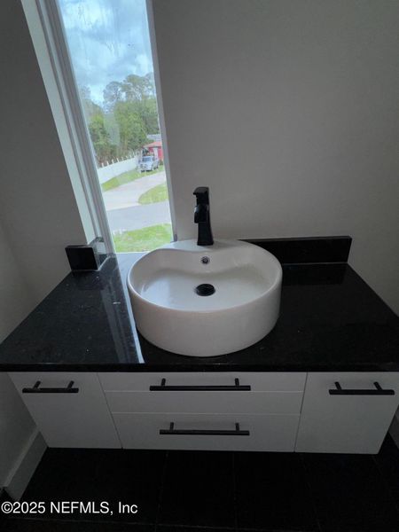 Image 22 of a home in .