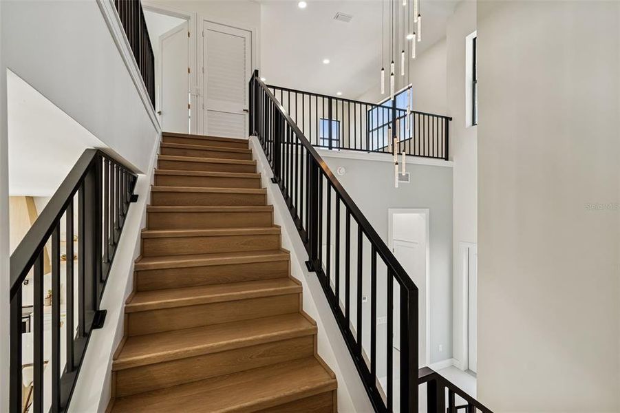 Spacious, unfurnished interior of a new home in , Tampa (Image 27).