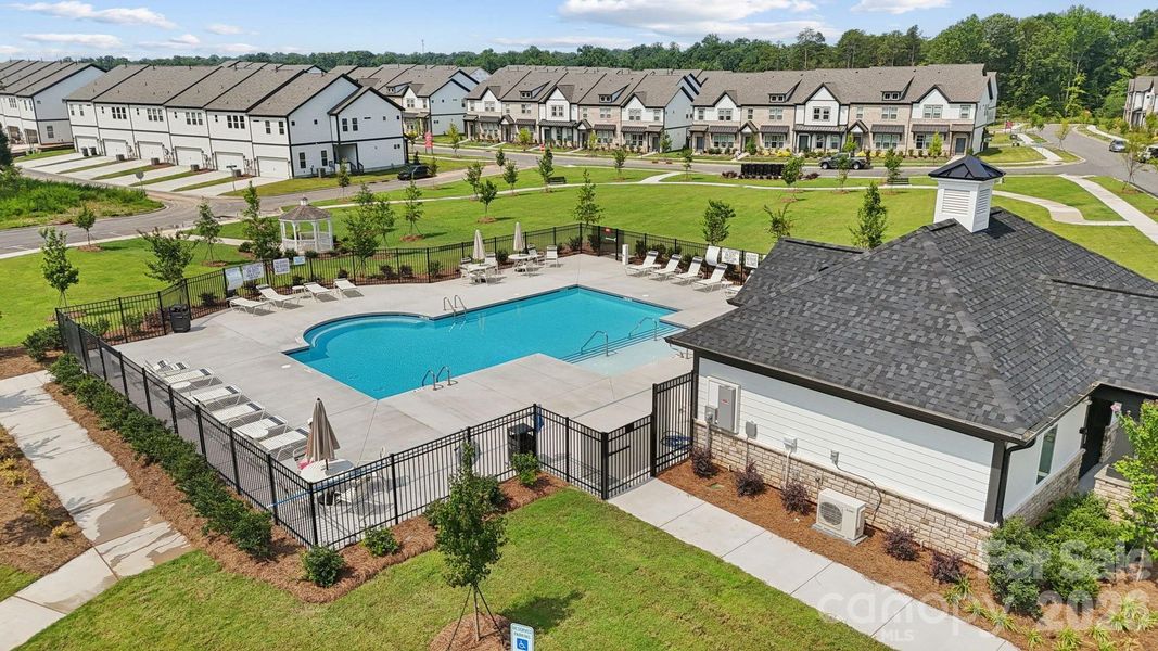 Ridge at Sugar Creek Community