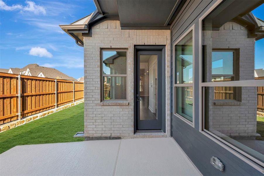 Exterior details and patio area of a home in Walsh Cottage, Fort Worth (Image 2). Exterior details and patio area of a home in Walsh Cottage, Fort Worth (Image 2).
