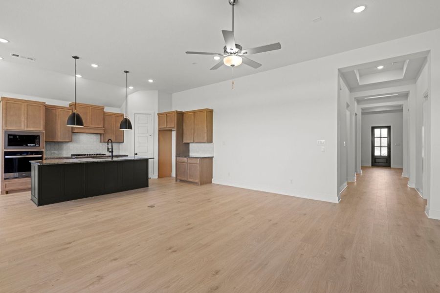 4br New Home in Aubrey, TX.  - Slide 16