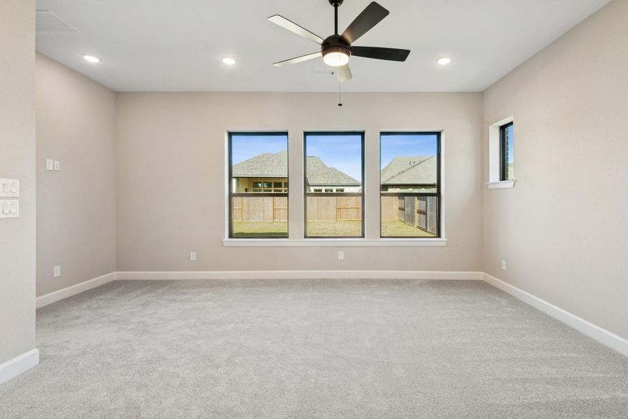 Spacious, unfurnished interior of a new home in Riceland 60’ Homesites, Mont Belvieu (Image 17). Spacious, unfurnished interior of a new home in Riceland 60’ Homesites, Mont Belvieu (Image 17).