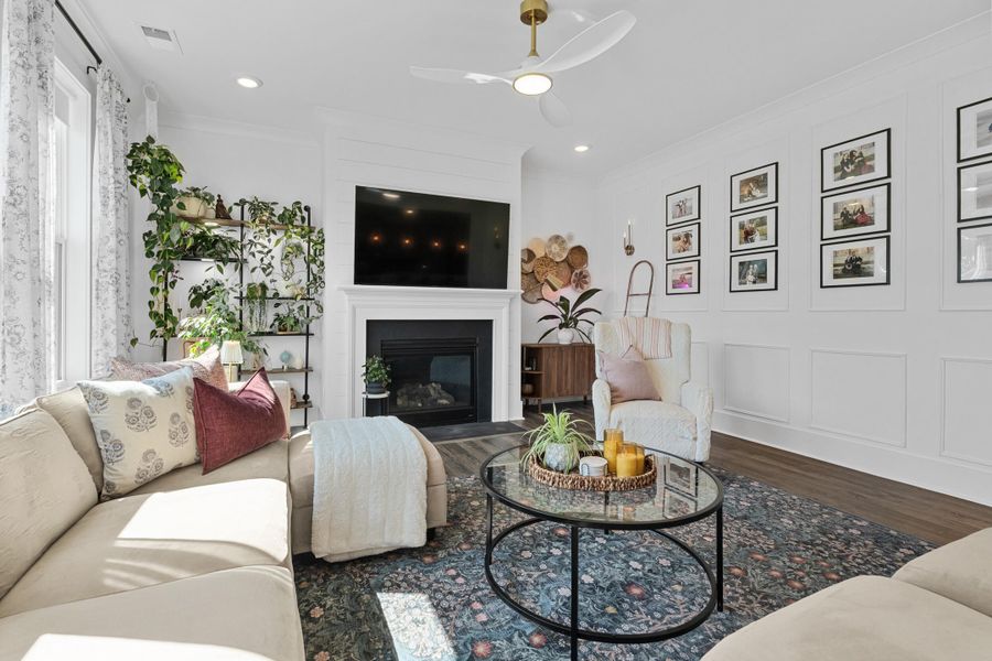 Furnished interior view inside a new home in , Ravenel (Image 21).