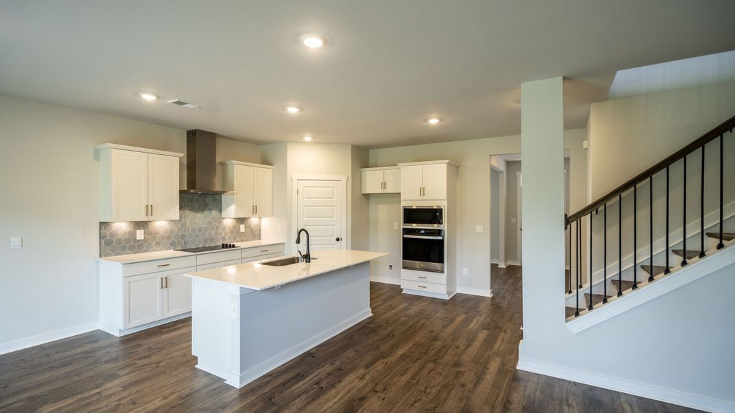 Furnished interior view inside a new home in Pottsview, Smyrna (Image 7).