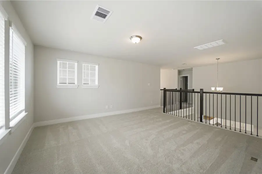 Spacious, unfurnished interior of a new home in Sunterra Lakes, Brookshire (Image 18). Spacious, unfurnished interior of a new home in Sunterra Lakes, Brookshire (Image 18).