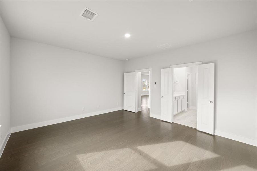 7325 Autumn Hill- Primary Suite-2