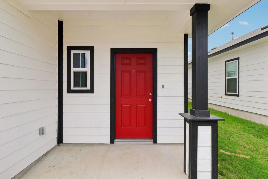 Exterior details and patio area of a home in Hymeadow, San Marcos (Image 3). Exterior details and patio area of a home in Hymeadow, San Marcos (Image 3).