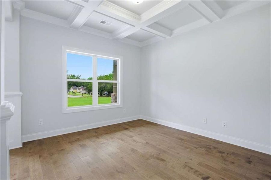 Spacious, unfurnished interior of a new home in , Stockbridge (Image 27).