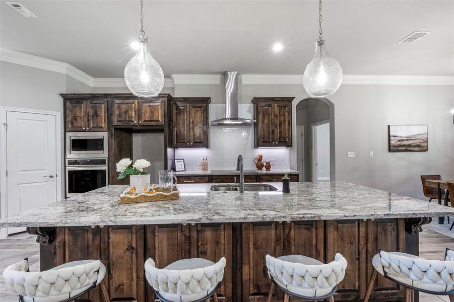 Spacious kitchen island Spacious kitchen island