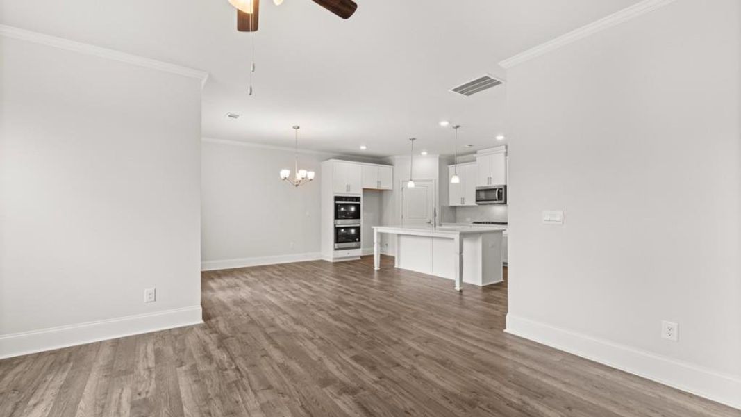 Spacious, unfurnished interior of a new home in , Dallas (Image 22).
