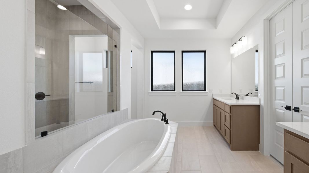 Furnished interior view inside a new home in Hillstead, Lavon (Image 13).