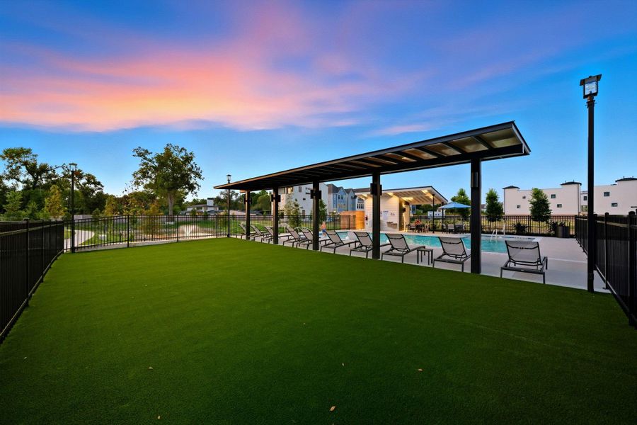 Community amenities in Spring Valley Creek, Houston (Image 23).