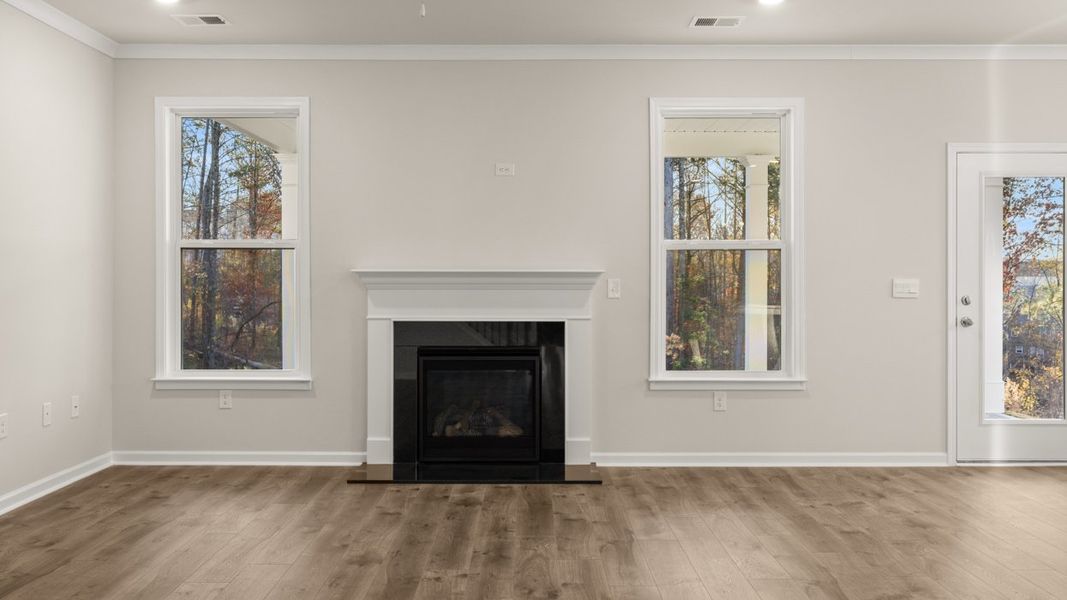 Spacious, unfurnished interior of a new home in Water Oak Estates, Lawrenceville (Image 21).