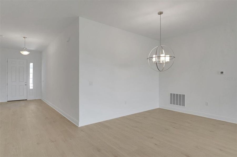 Spacious, unfurnished interior of a new home in Avalon Woods, Winter Garden (Image 33). Spacious, unfurnished interior of a new home in Avalon Woods, Winter Garden (Image 33).