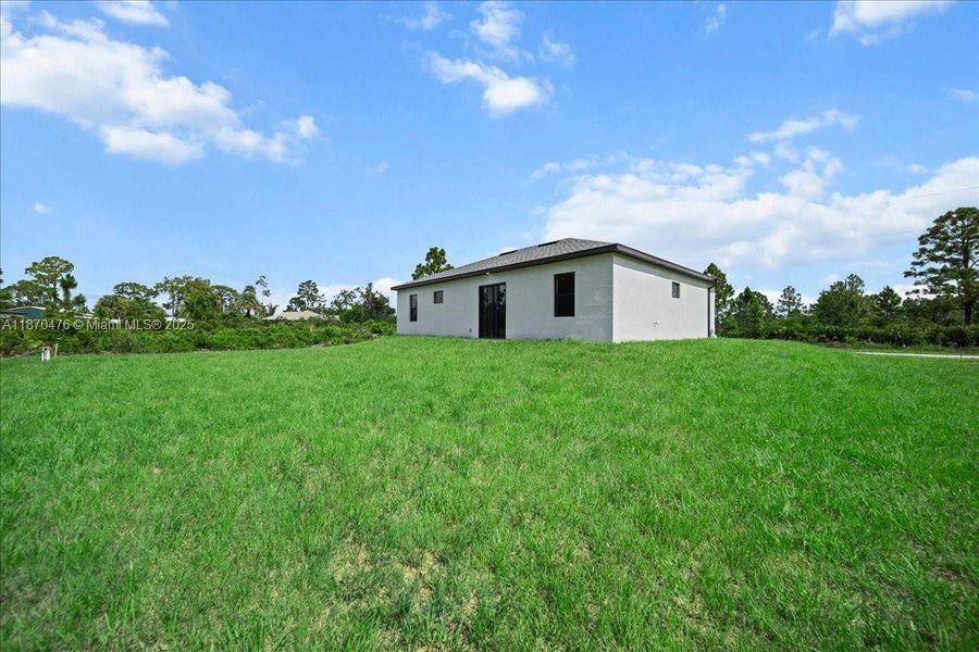 Image 40 of a home in . Image 40 of a home in .