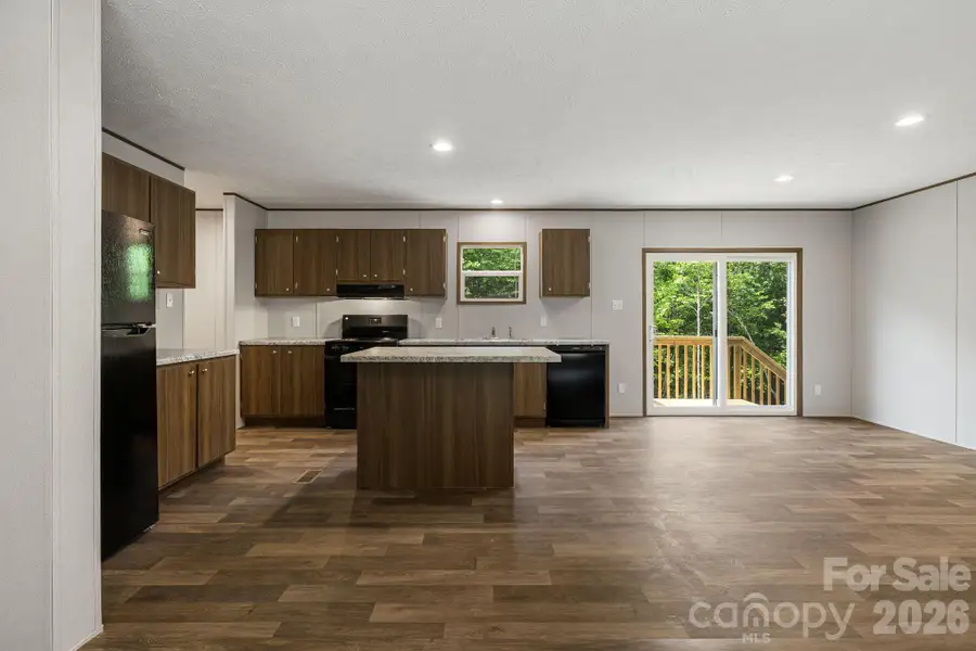 This eat-in kitchen is perfect for entertaining!