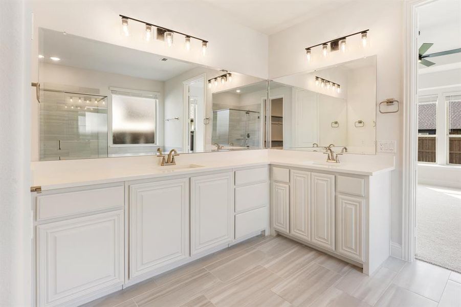 Furnished interior view inside a new home in Wildflower Ranch 60-65, Fort Worth (Image 14). Furnished interior view inside a new home in Wildflower Ranch 60-65, Fort Worth (Image 14).